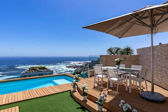 Property #2106742, Apartment rental monthly in Bantry Bay