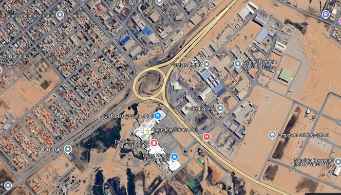 Light Industrial Property For Sale: 15,457m2, ideal for logistics and transport.