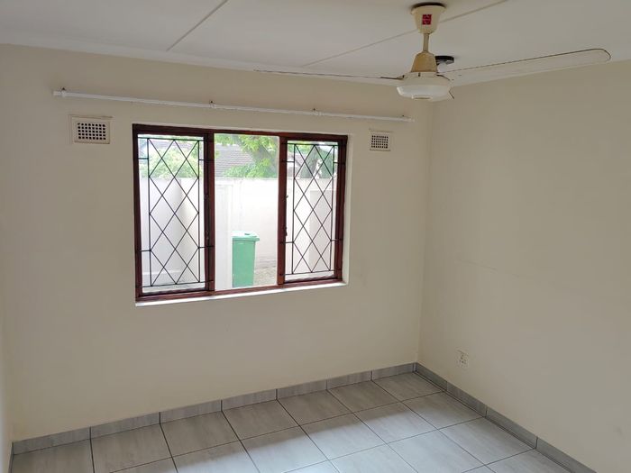 Property #2212894, Apartment rental monthly in Veld En Vlei