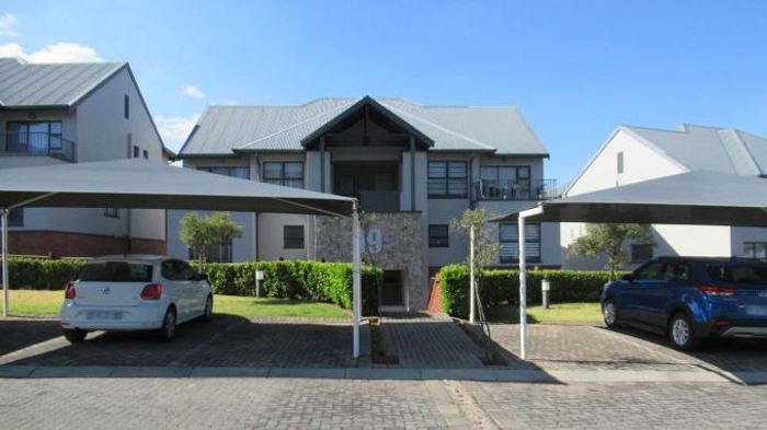 For Sale: Oakdene Apartment with 2 bedrooms, 2 bathrooms, and convenient access.