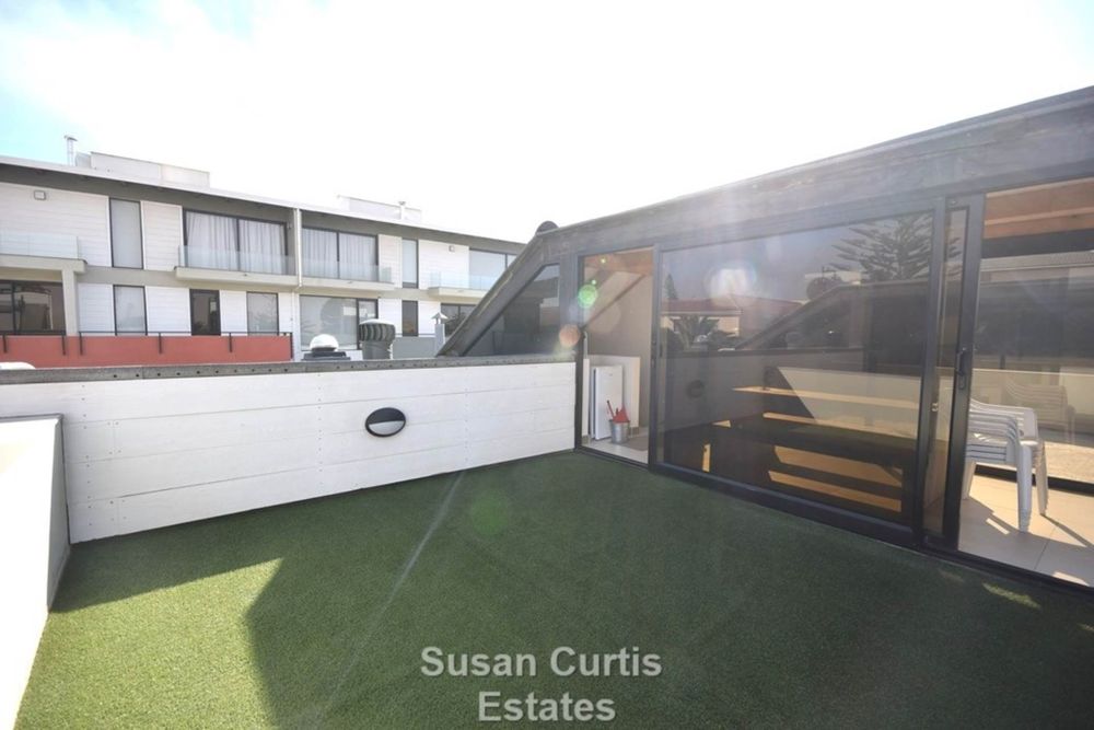 Top floor entertainment area with BBQ