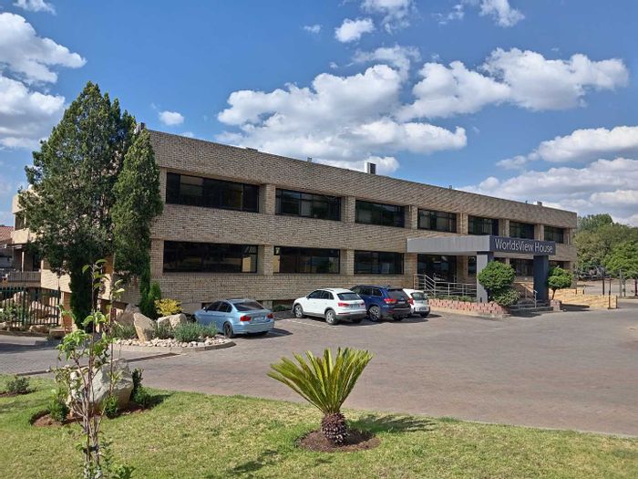 Office for Sale in Woodmead: 1832m2, ample parking, versatile layout, secure location.