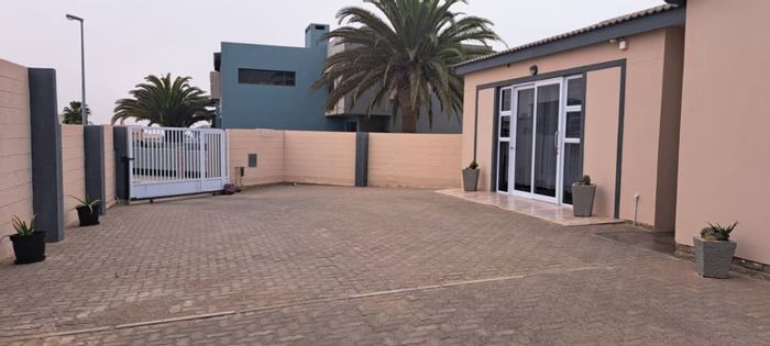 Property #2184734, House for sale in Swakopmund Central