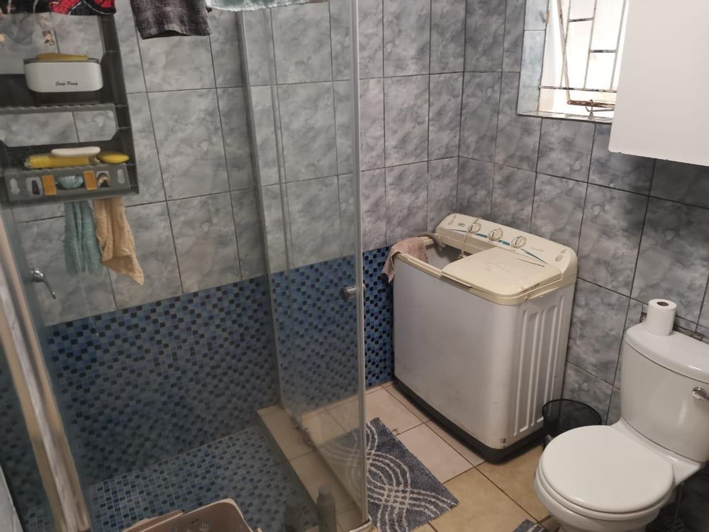 Bathrooms and shower