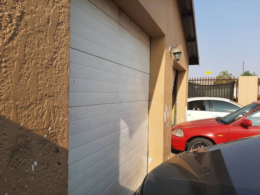 Side view of the garages/carports.