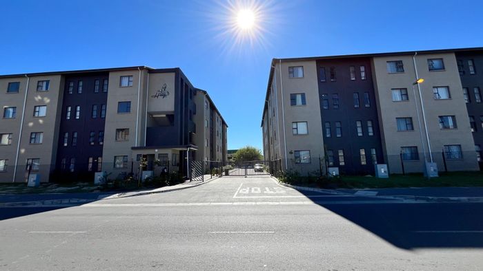 Property #2383370, Apartment For Sale in Scottsdene