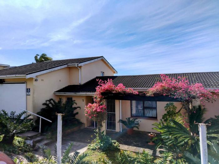 For Sale: Spacious 4-bedroom house in Alexandria Central with entertainment area and garden.