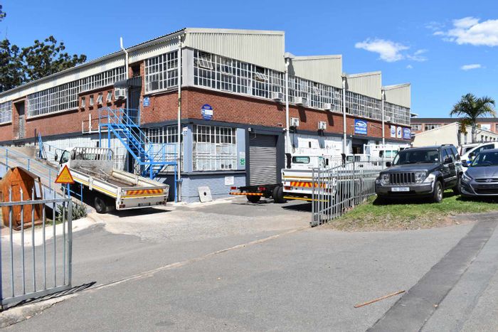 Property #2138298, Industrial rental monthly in New Germany