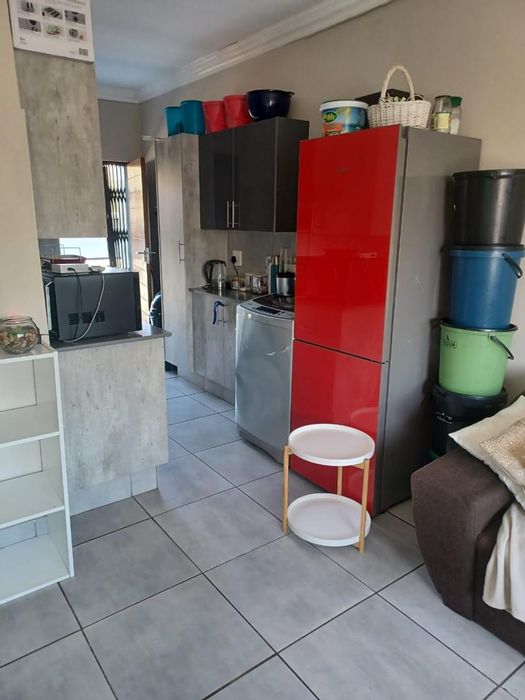 2-Bedroom Apartment in Pretoria North For Sale with Balcony, Security, and Garage.