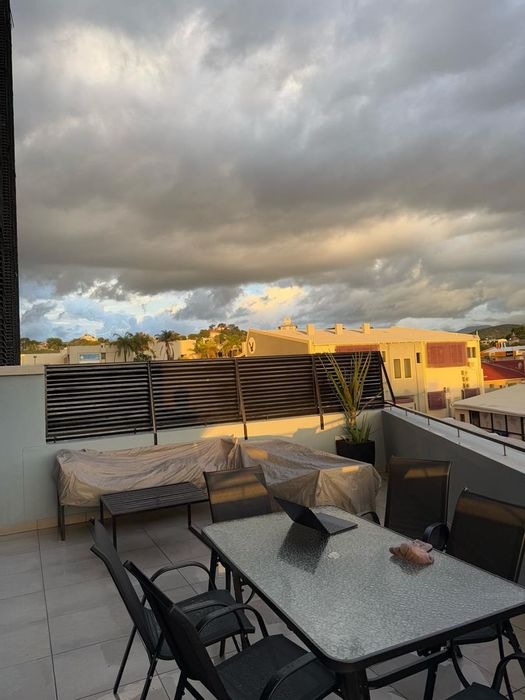 Windhoek Central Apartment To Rent: 2 Bedrooms, Balcony, Gym, Swimming Pool, 24/7 Security.