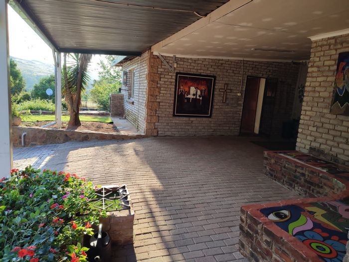 Property #2231010, Cottage rental monthly in Magaliesburg