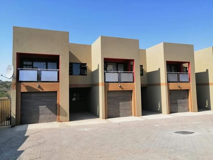 For Sale: 3-bedroom apartment in Otjomuise with garage, braai, and guest toilet.