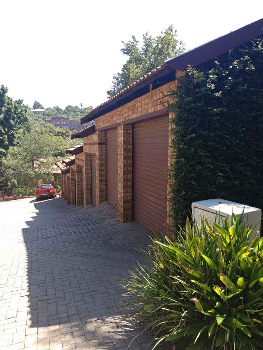 Property #2428494, Townhouse Rental Monthly in Val De Grace