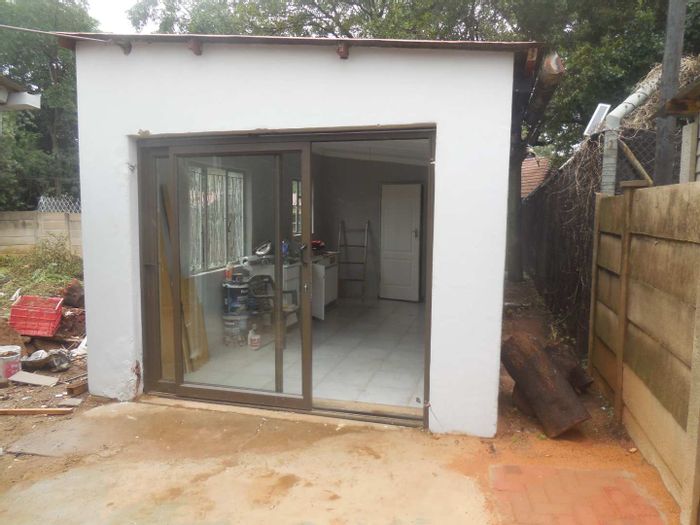 Property #2433511, Cottage Rental Monthly in Silverton