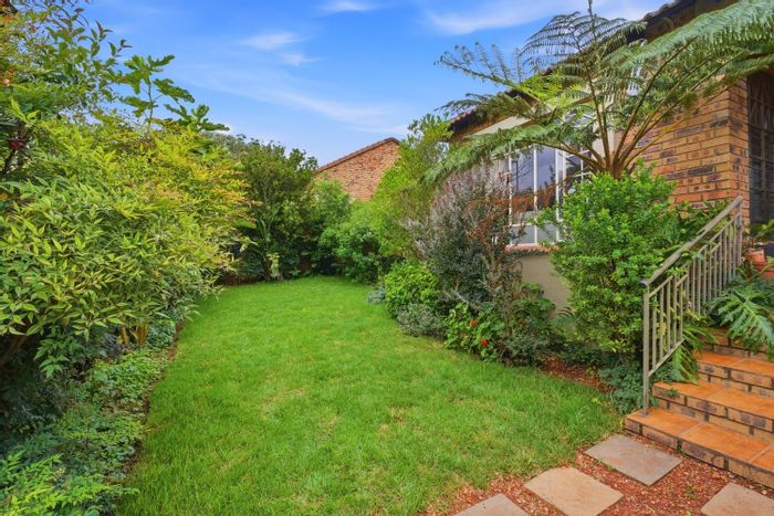 For Sale: Townhouse in Moreleta Park with pool, garden, and 24HR security.