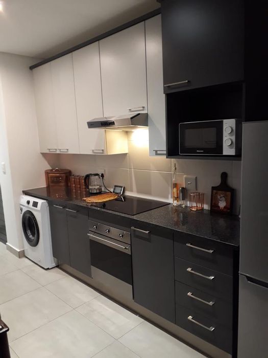 New Redruth Townhouse To Rent: 2 beds, balcony, parking, pre-paid electricity.