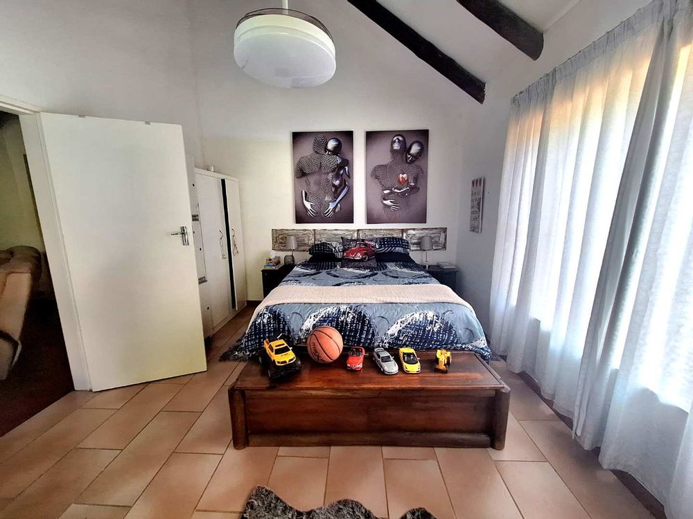 Second bedroom - upstairs