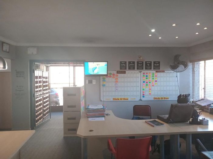 Property #2389958, Business Rental Monthly in Silverton