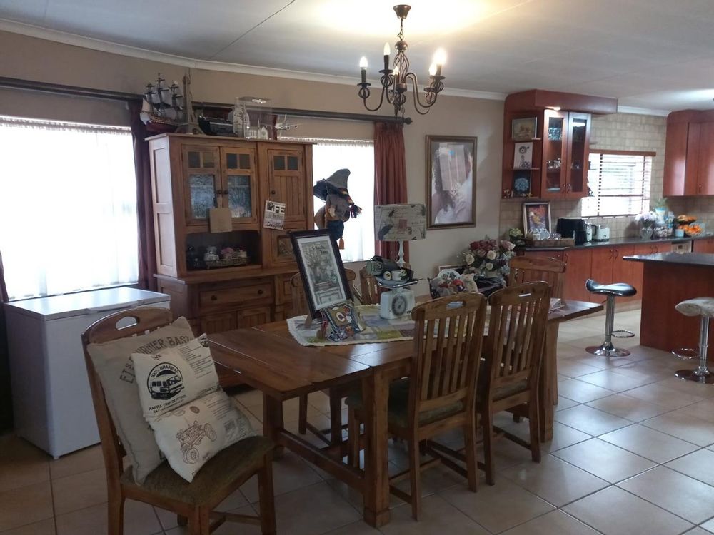 open plan dining area