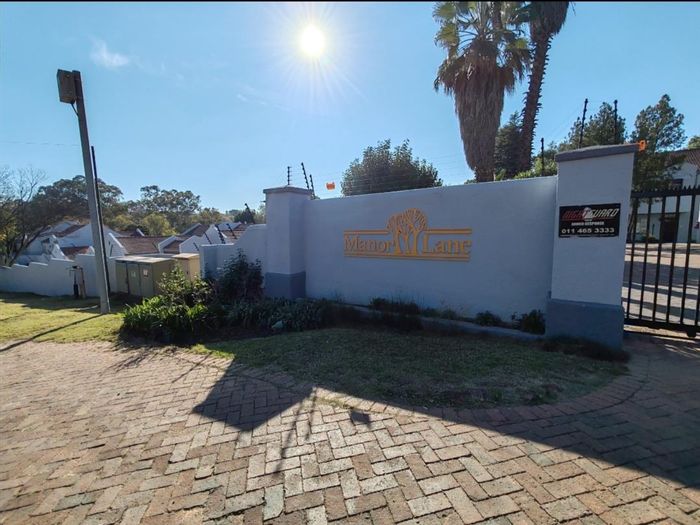 Property #2413323, Apartment For Sale in Woodmead