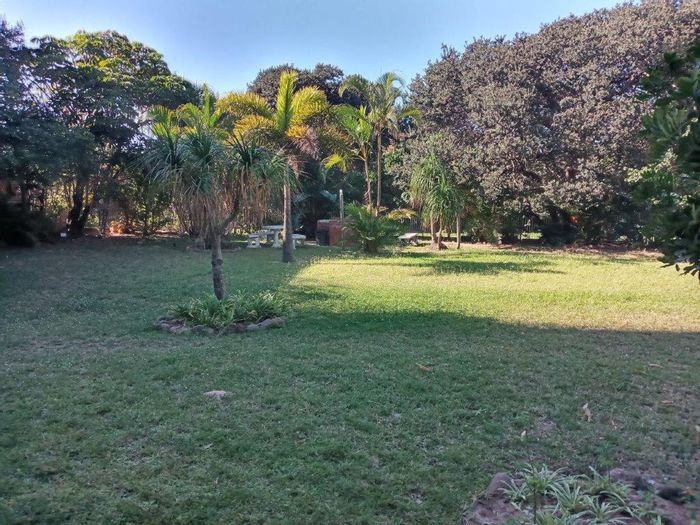 Property #2255829, Apartment for sale in Amanzimtoti Central