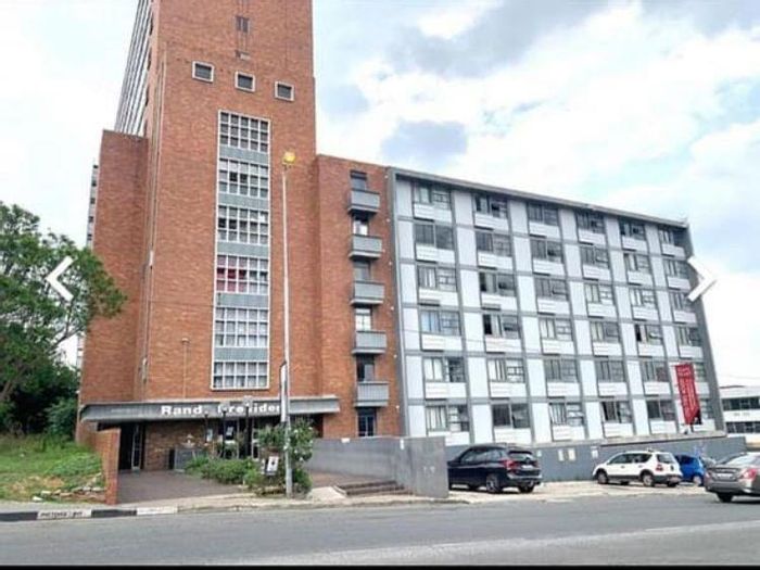 Property #2139020, Apartment for sale in Randburg