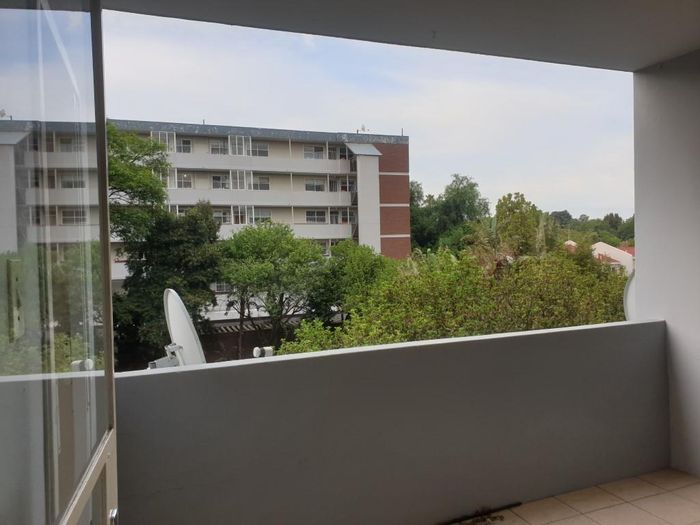 Property #2142994, Apartment for sale in Illovo