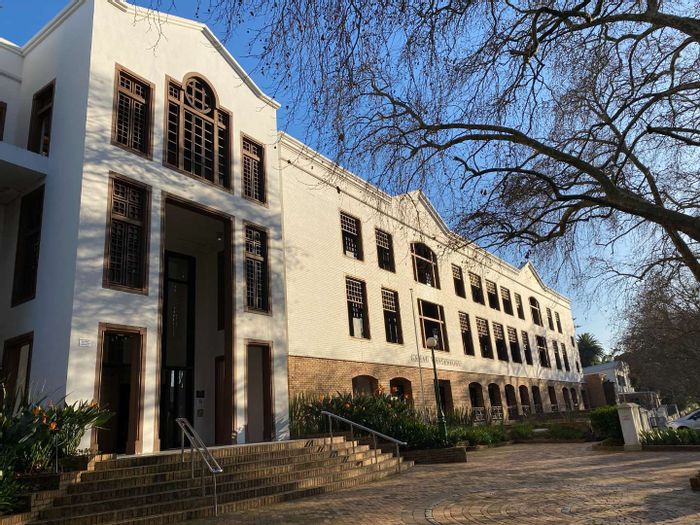Property #2150061, Office rental monthly in Rondebosch