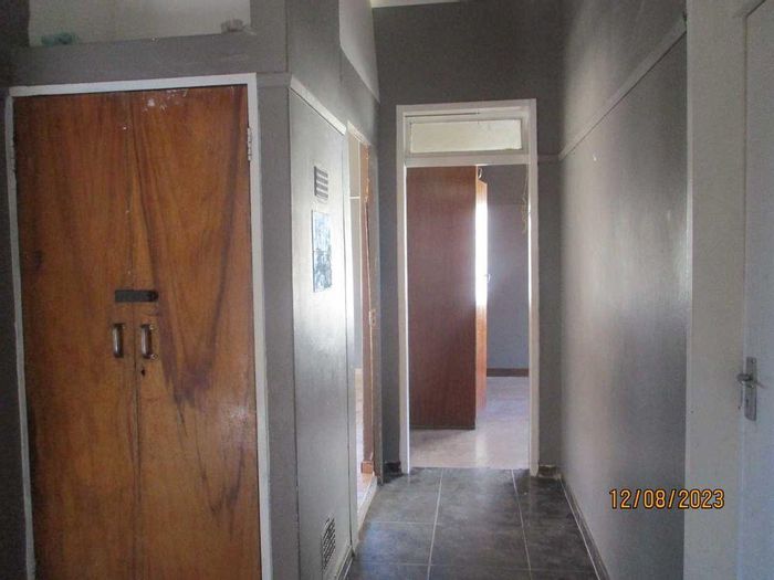 Property #2188329, Office rental monthly in Windhoek North