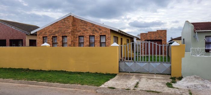 For Sale: 3-Bedroom House in Motherwell NU6 with Garage, Fruitful Garden, and Security