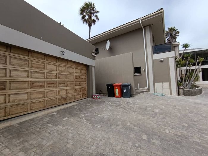 Property #2366958, House For Sale in Swakopmund Central