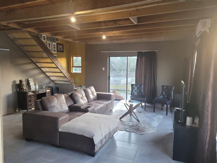 Property #2378171, Small Holding For Sale in Kalbaskraal Central