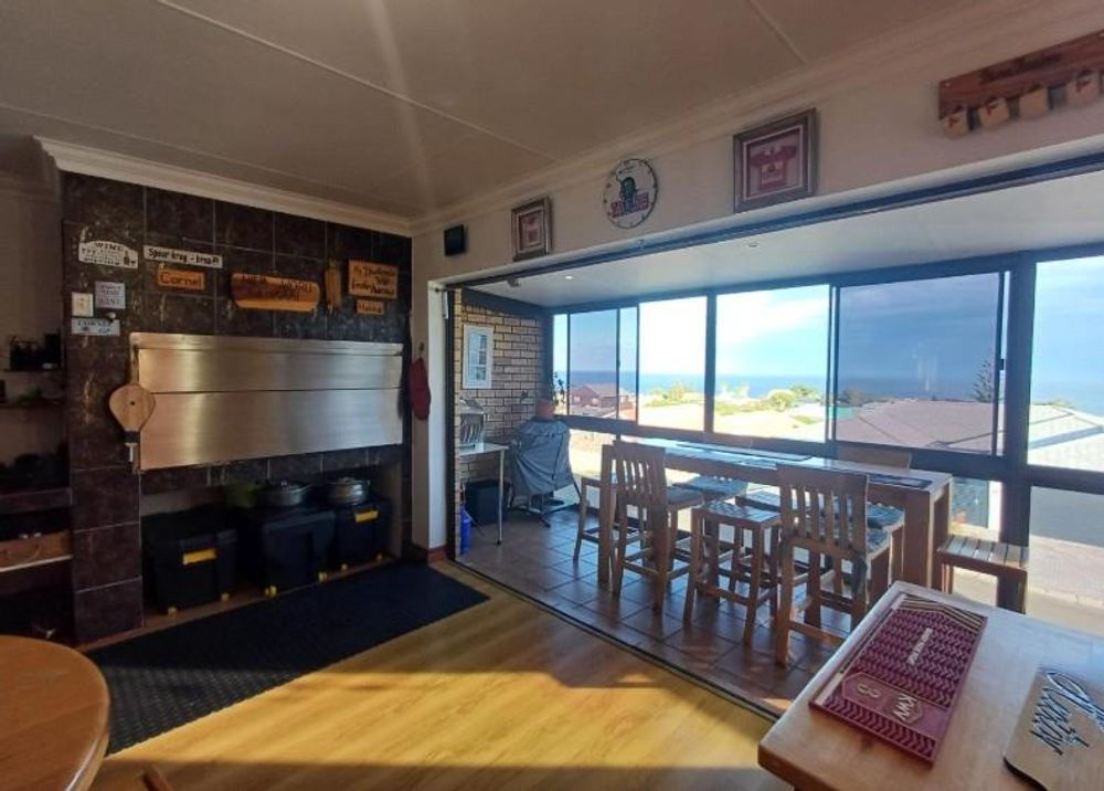 First Floor - Braai Room