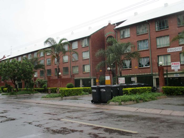 Property #2197956, Apartment rental monthly in Hatfield