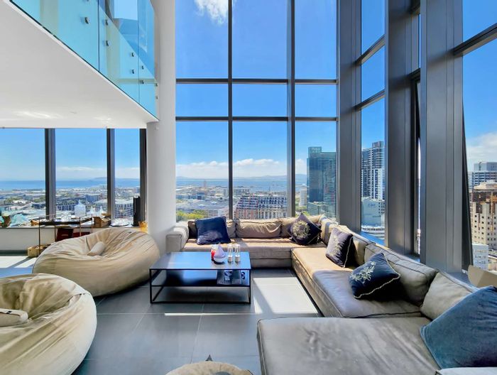 Property #2079289, Penthouse for sale in De Waterkant