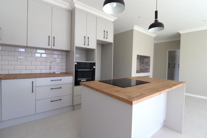 Property #2428767, Townhouse For Sale in Ocean View