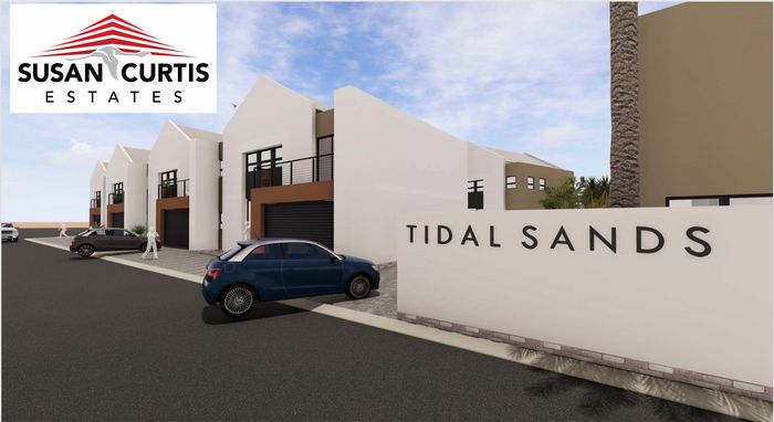 Townhouse for Sale in Mile 4 Ext 1: Beach access, private yards, double garage.