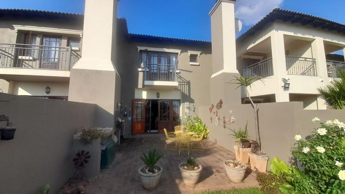 For Sale: House in Melodie with 2 en-suite bedrooms, pool, and braai areas.