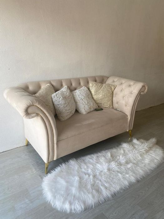 Khomasdal Apartment For Sale: 3 Bedrooms, Ensuite, Garage, Courtyard, Good Security.