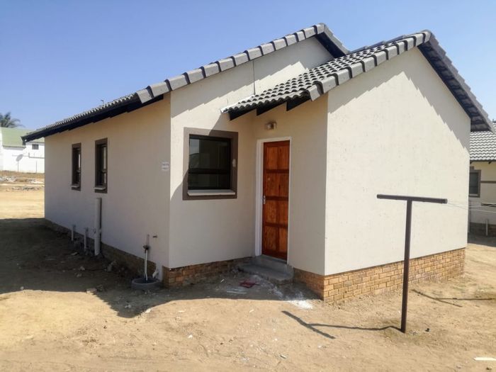 Property #2222724, House For Sale in Bloubosrand