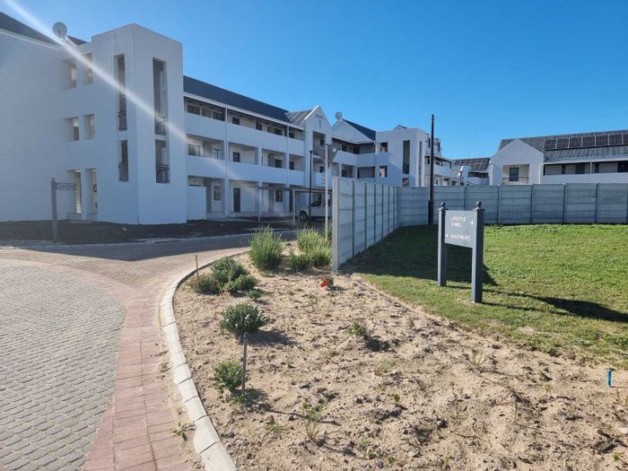 Property #2262070, Apartment rental monthly in Acorn Creek Lifestyle Estate
