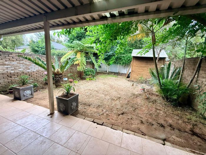 For Sale: Spacious 3-Bedroom Townhouse in Vryheid Central with Garage and Garden.