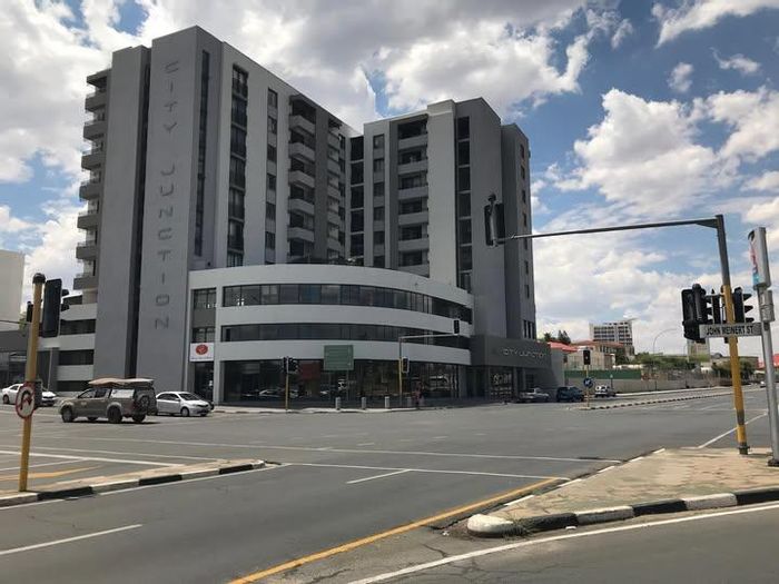 For Sale: Windhoek Central Apartment with 1 Bedroom, open plan living, currently rented.