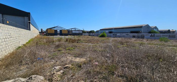 Property #2221494, Industrial for sale in Blackheath Central