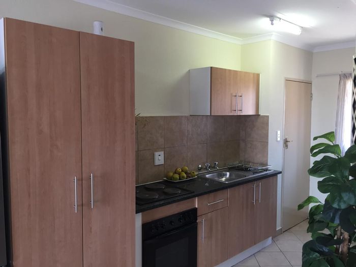 Property #2099623, Apartment For Sale in Olievenhoutbosch