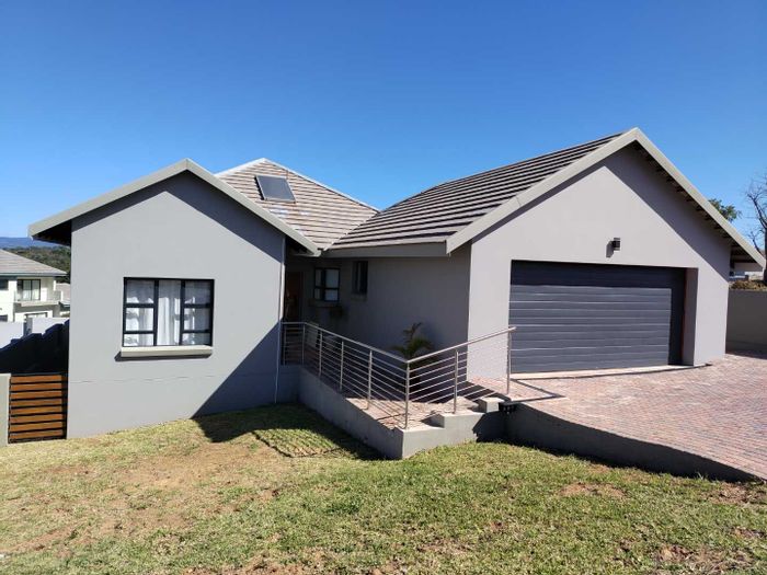 For Sale: House in Elawini Lifestyle Estate with gym, pool, and security.