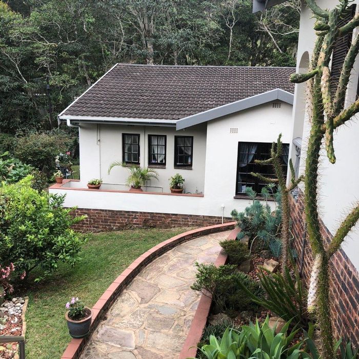 Property #2189083, Townhouse for sale in Kloof