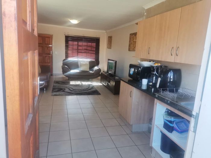 Property #2170192, House for sale in Olievenhoutbosch