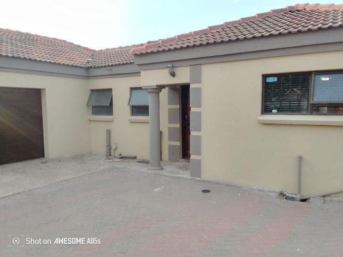 Norkem Park House For Sale: Two homes, rental income, commercial spaces included.