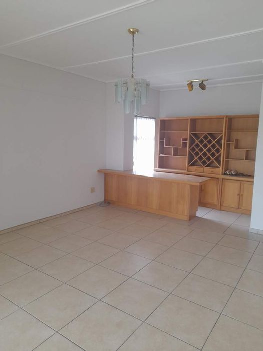 Property #2100164, Apartment for sale in Windhoek Cbd